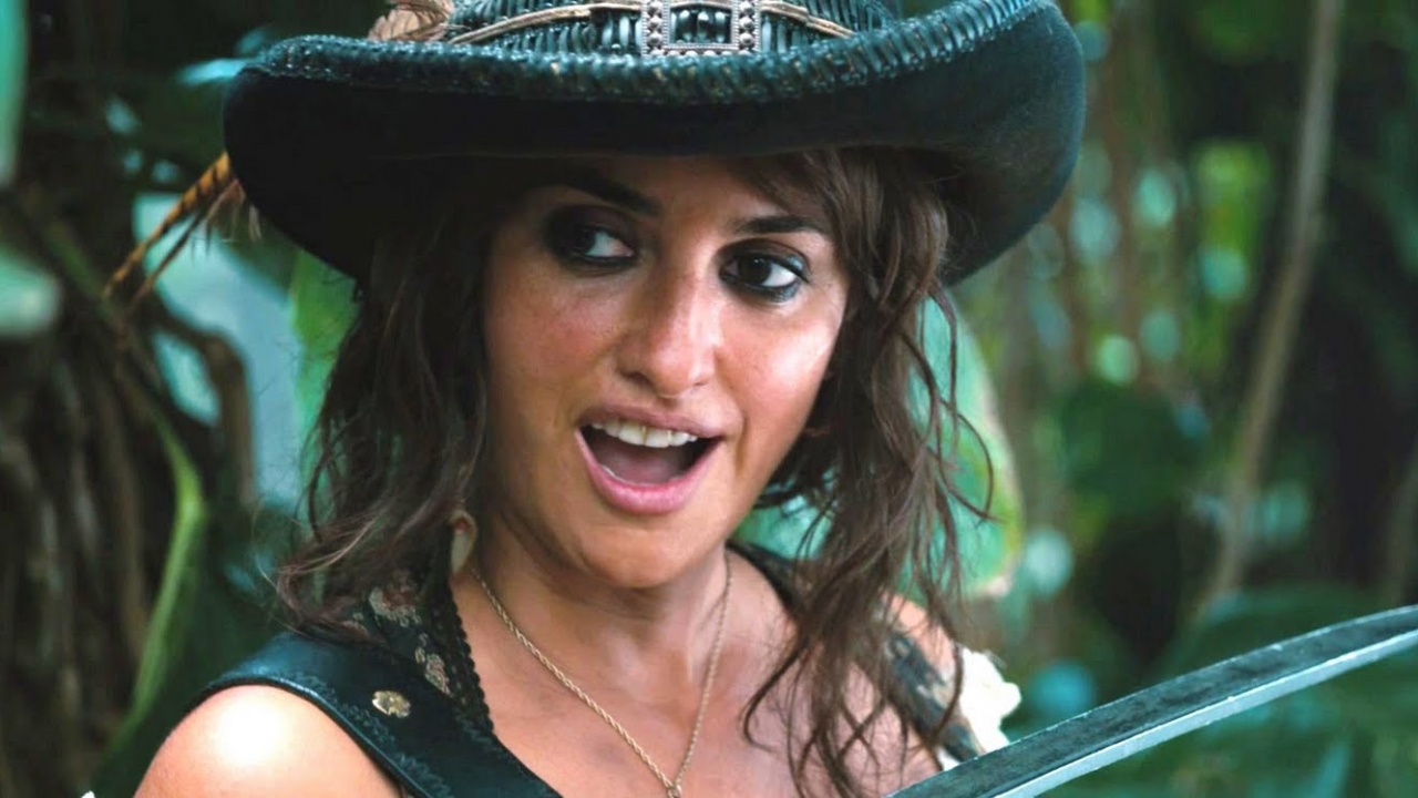 'Pirates of the Caribbean'-actrice op Insta-foto's die je steil achterover doen slaan