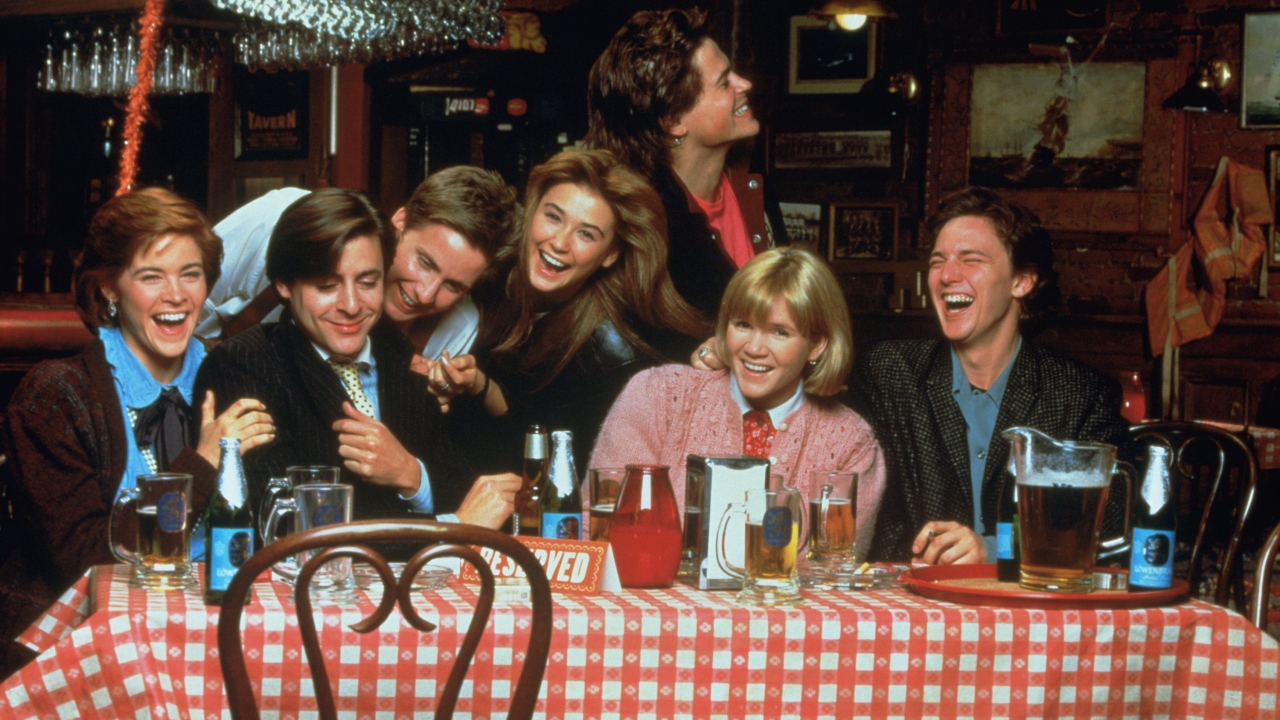 Rob Lowe deelt een update over het langverwachte vervolg op 'St. Elmo's Fire'