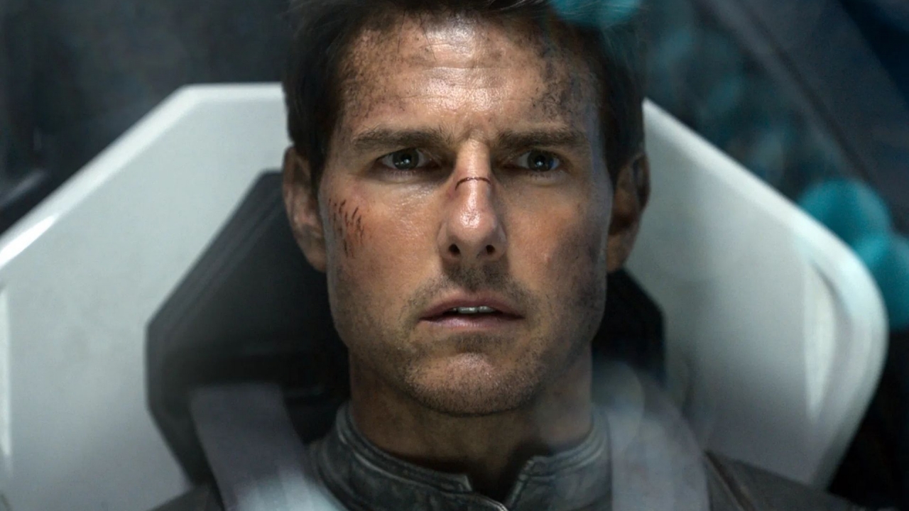 Tom Cruise ziet er weer een beetje normaal uit na enorme kritiek op 'botox-gezicht'