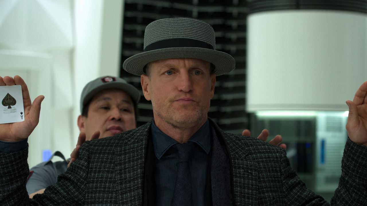 Bekendheden halen Woody Harrelson's project op grappige wijze onderuit