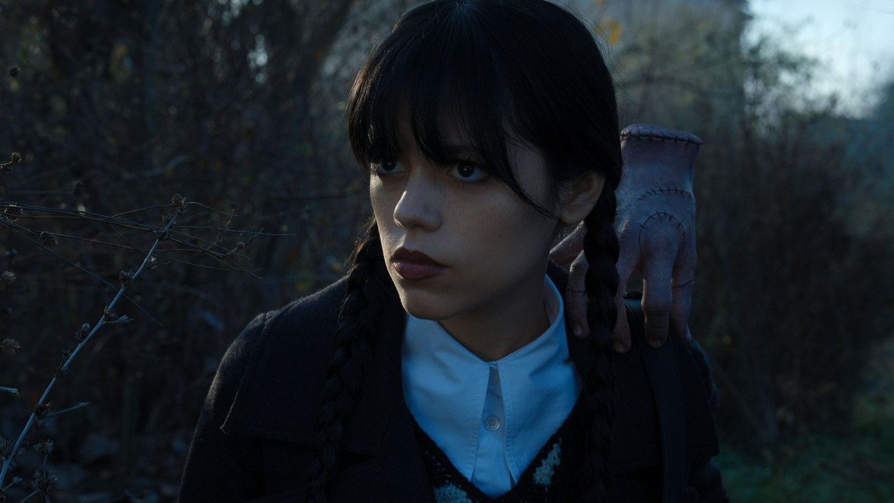 Jenna Ortega toont een verbluffende metamorfose