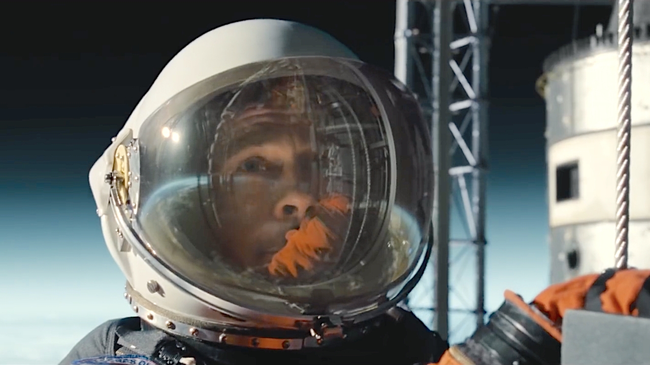 Brad Pitt in actie om zonnestelsel te redden in trailer 'Ad Astra'