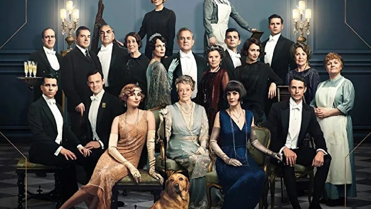 Eerste foto's 'Downtown Abbey 2' geven blik op gloednieuw personage