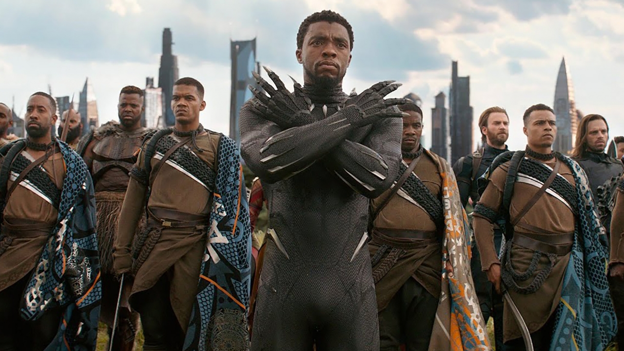 'Black Panther'-actrice ziet kans op (digitale) terugkeer Chadwick Boseman
