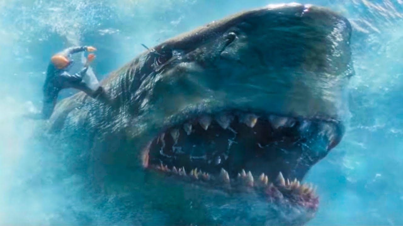 Monsterlijke haai in bloederige clip 'The Black Demon'
