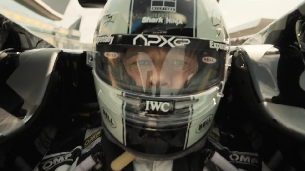 Brad Pitt kruipt in de bestuurdersstoel in de nieuwe razendsnelle trailer van 'F1'