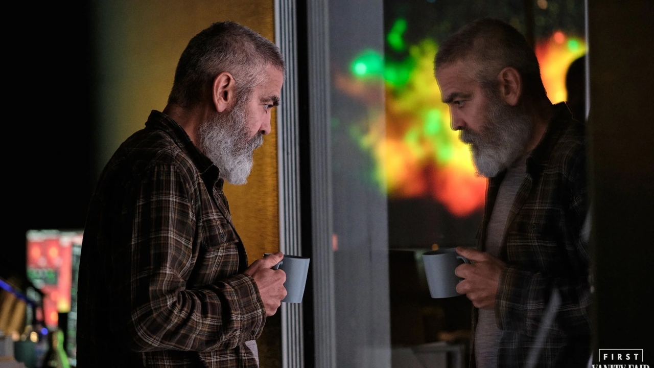 Flink bebaarde George Clooney op foto's scifi-film 'The Midnight Sky' van Netflix