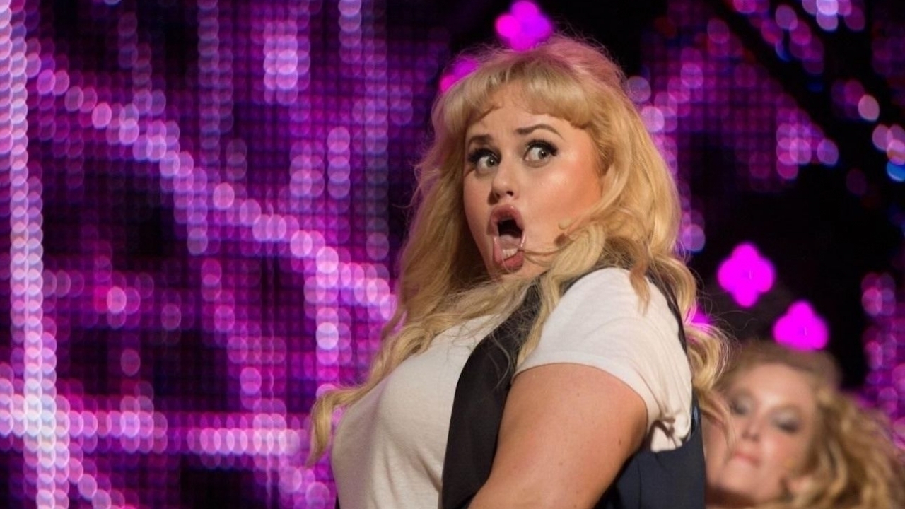 Flink afgevallen Rebel Wilson geeft zich helemaal bloot in haar meest persoonlijke werk ooit