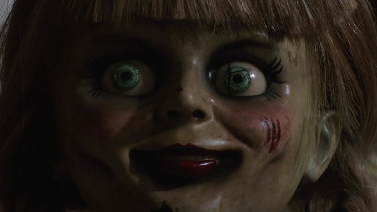 Eerste trailer 'Annabelle Comes Home' belooft een echte 'Conjuring'-film!