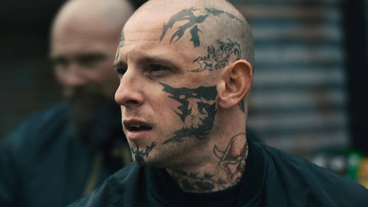 Blu-ray review 'Skin' met Jamie Bell als White Power-skinhead