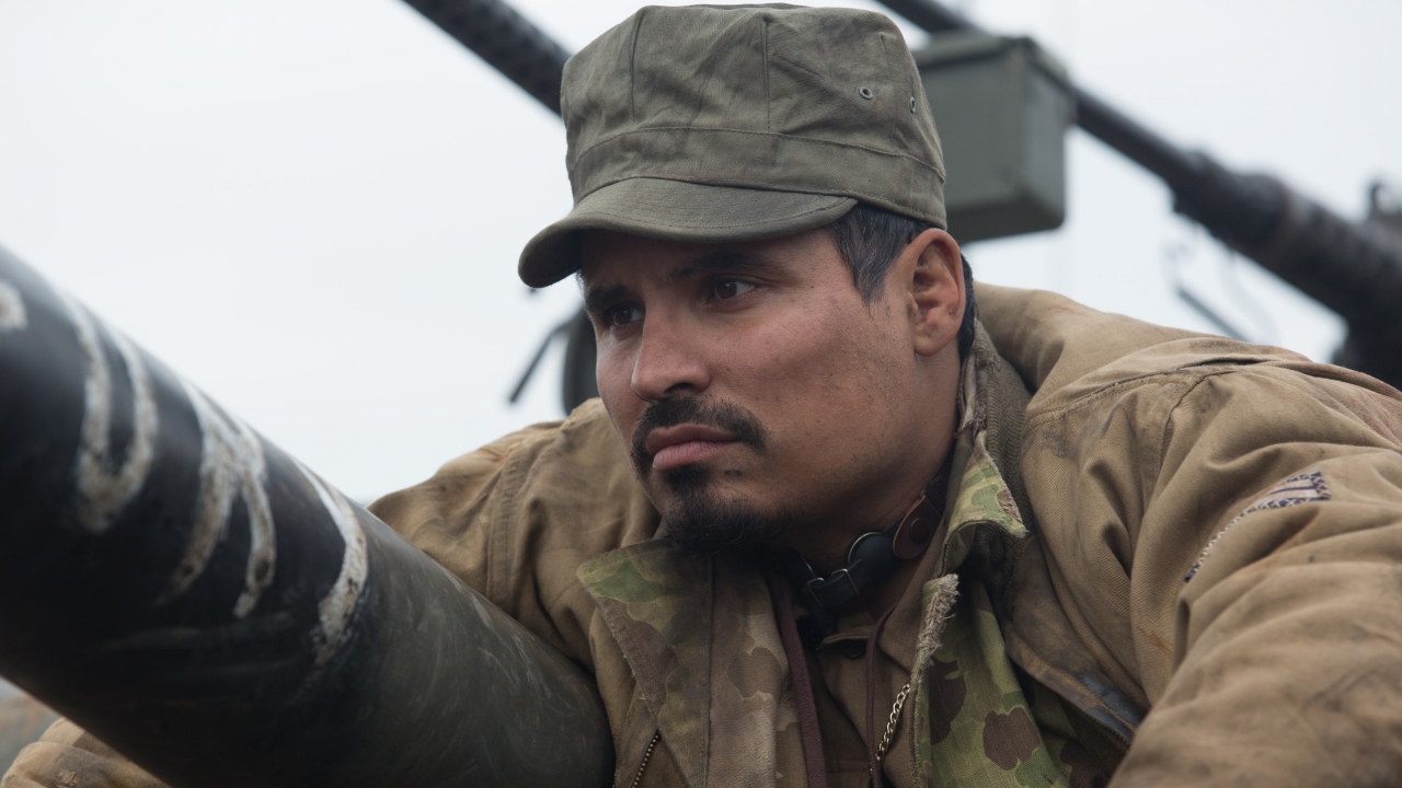 Michael Peña gaat als 'The Worker' tegen een drugskartel vechten