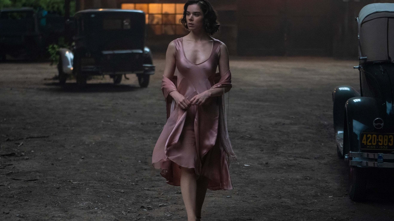 De pikantste zin in dé filmhit van dit jaar achtervolgt Hailee Steinfeld: "Gaat mij iets te ver"