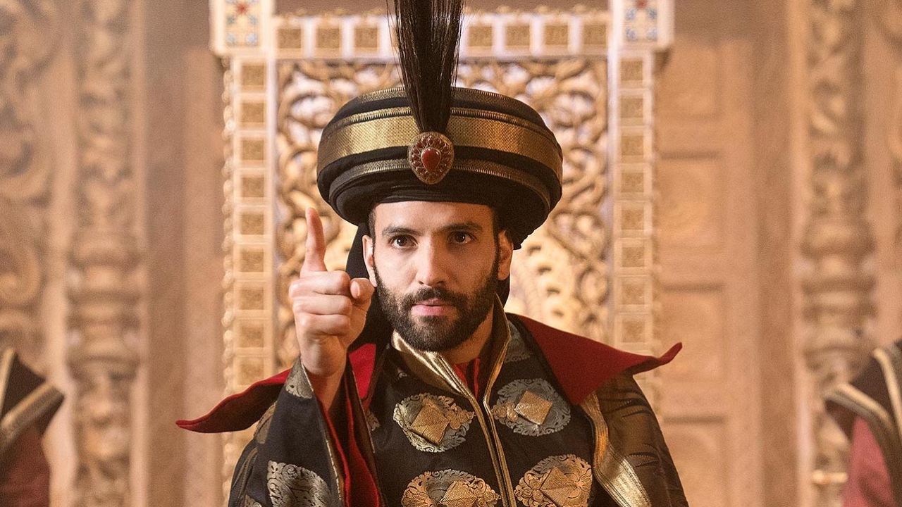 Internet smoorverliefd op Nederlandse Jafar in 'Aladdin'