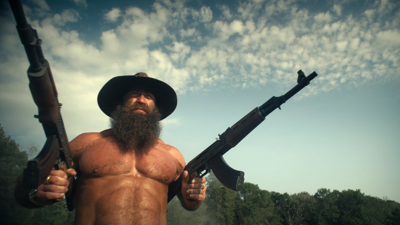 De Liver King Schokt! Netflix Docu Ontmaskert Controversieel 'Primal' Lifestyle