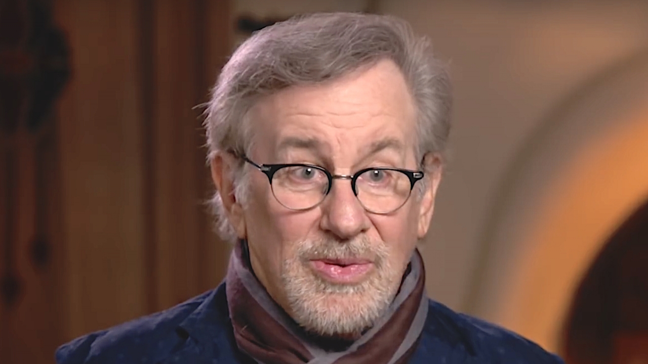 Steven Spielberg onder vuur wegens deal Apple; hoe geloofwaardig is zijn kritiek op Netflix nog?
