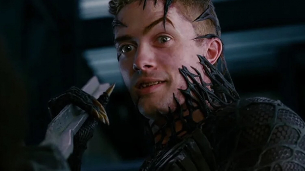 Venom bedenker 'vergelijkt' Topher Grace's versie met die van Tom Hardy