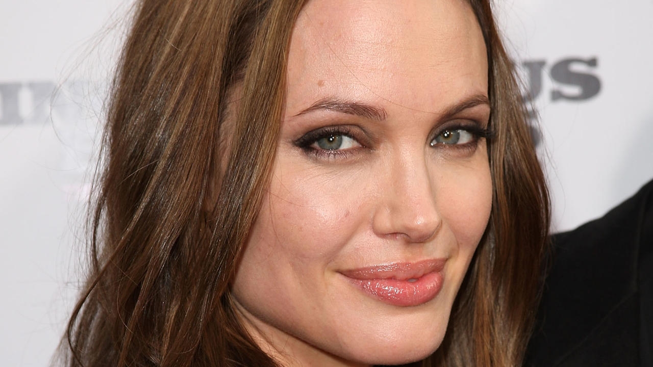 Universal wil Angelina Jolie voor 'Bride of Frankenstein'-remake en 'Wanted 2'