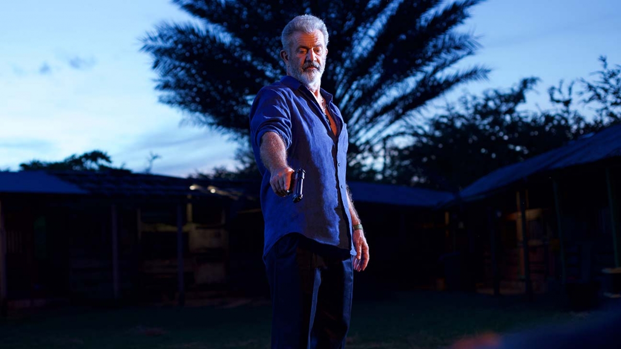Mel Gibson gaat los in trailer voor nieuwe film 'Crank'-regisseur