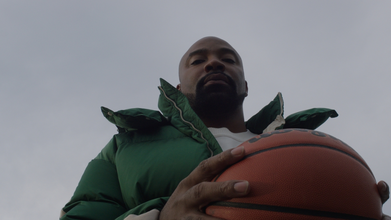 'Untold: Shooting Guards': profsporter word je niet met wapens