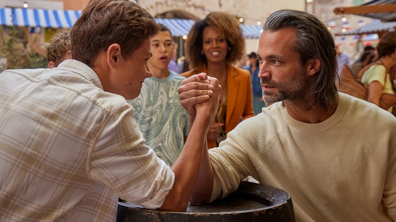 Erotisch getinte Nederlandse film 'Over de Grens' komt met zwoele eerste beelden