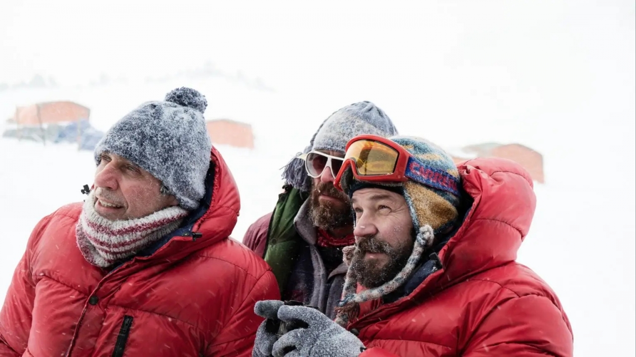 Netflix zet HOOG in met eerste trailer bergbeklim-thriller 'Broad Peak'