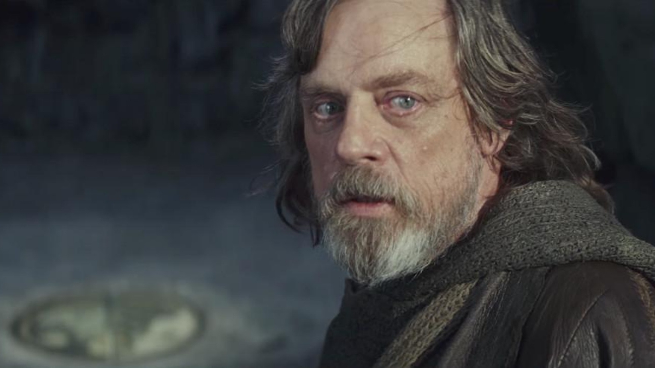 Luke draait door in nieuwe spot 'Star Wars: The Last Jedi'