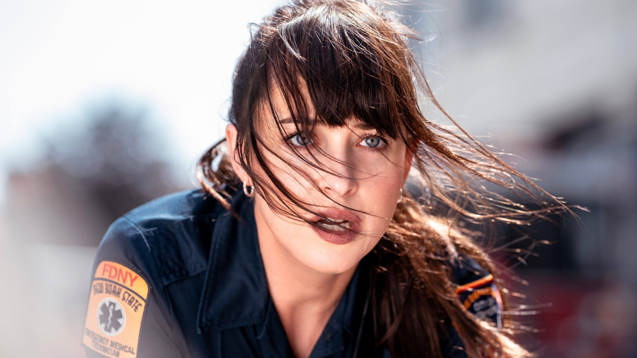 Dakota Johnson wordt live belachelijk gemaakt met 'Madame Web': "Nee, geen Spider-Man"