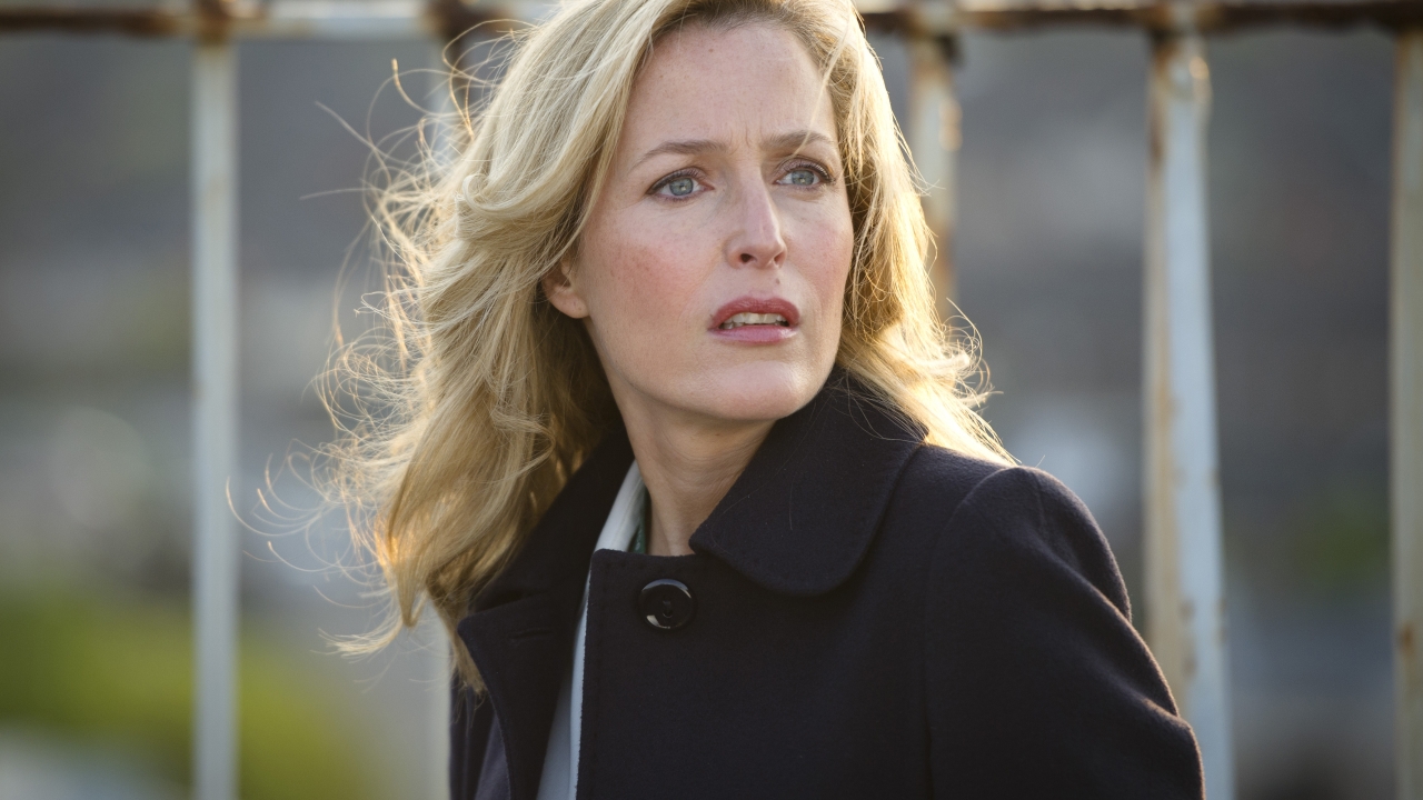 Gillian Anderson deelt een wel héél gewaagd filmpje op Insta