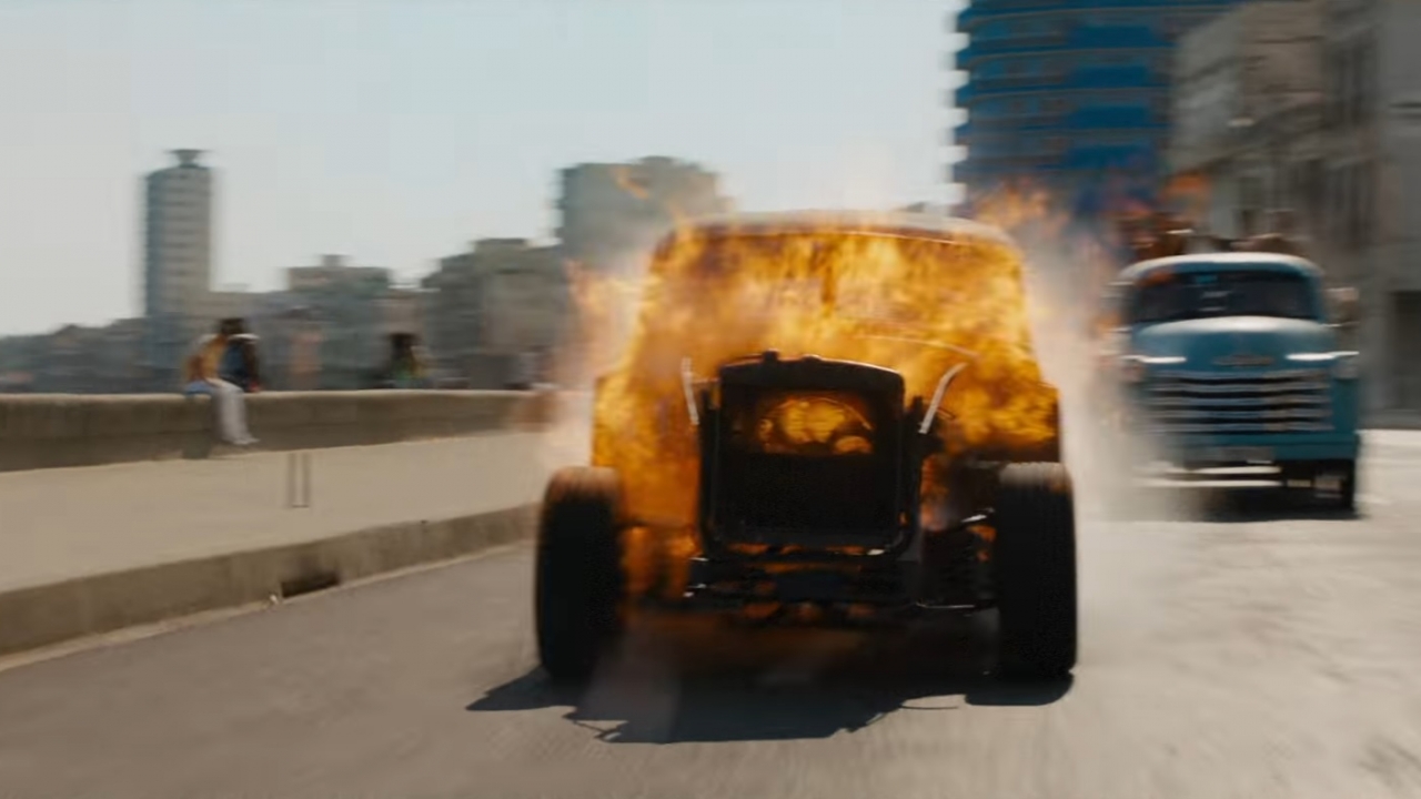 Vlammende race in eerste clip 'The Fate of the Furious'