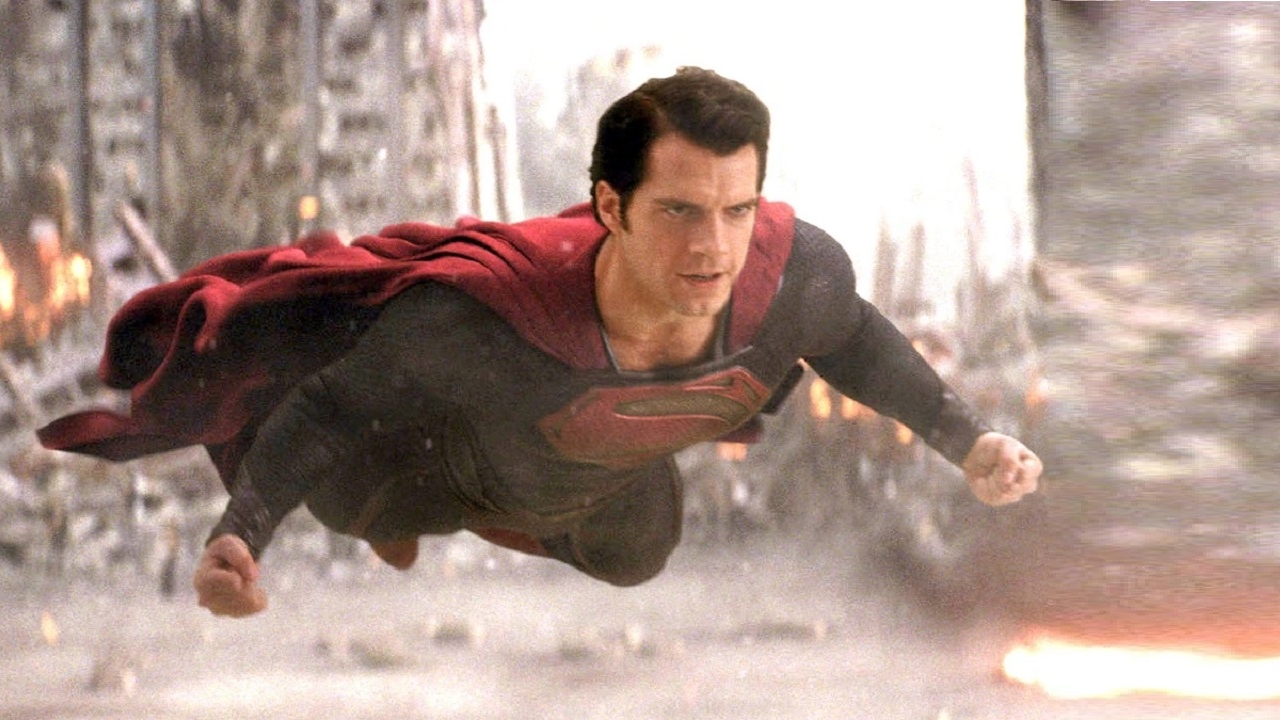 Henry Cavill moest ooit 'Crisis on Infinite Earths'-film gaan leiden