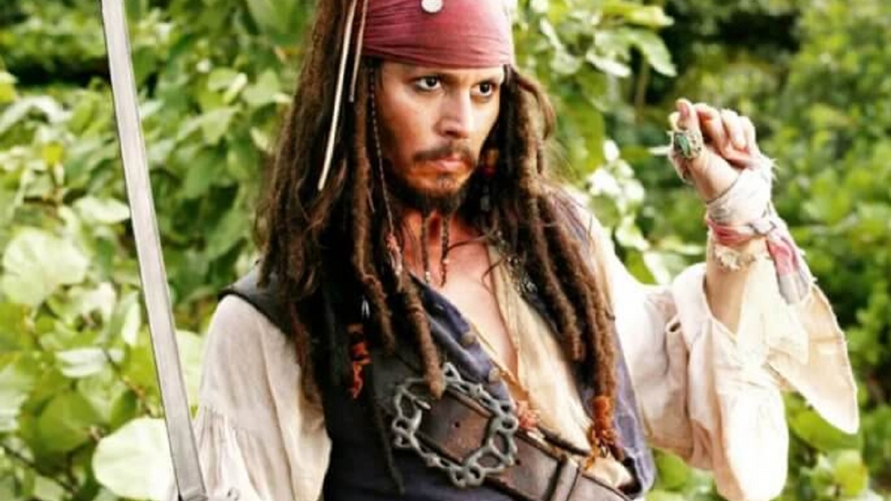 Johnny Depp doet Jack Sparrow voor jonge fan en Twitter smelt