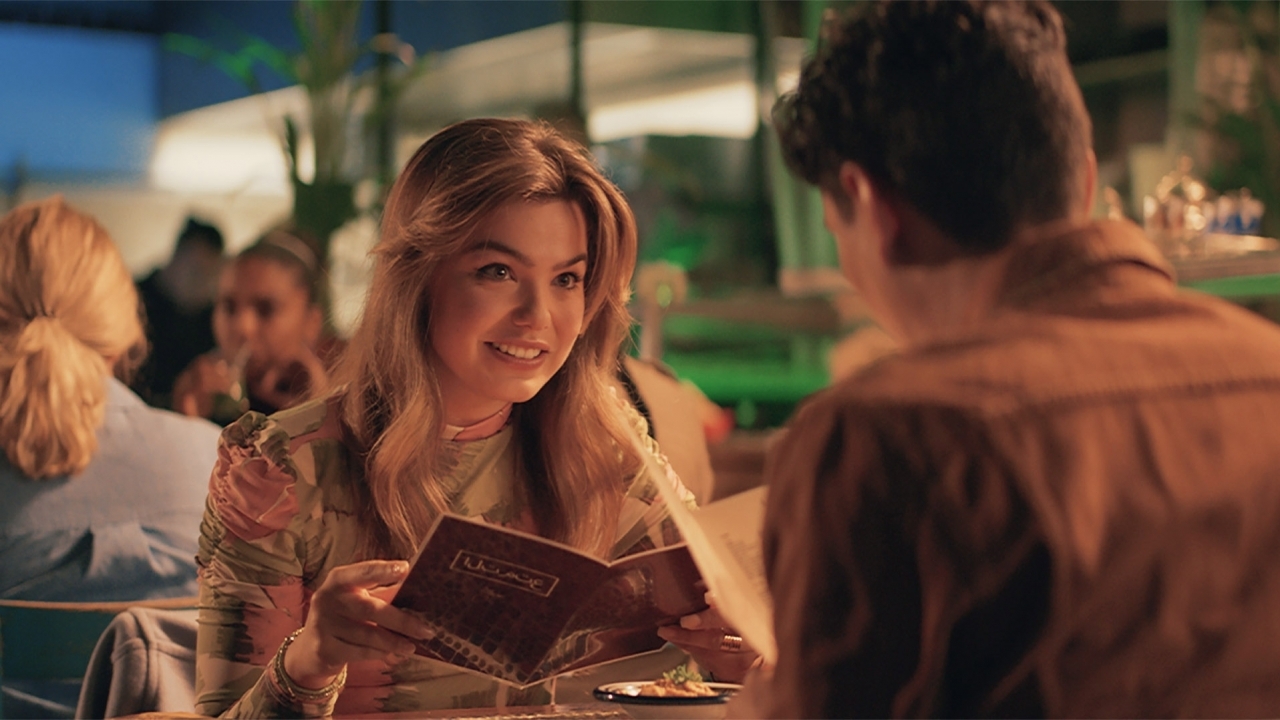 Romantische komedie met Yolanthe Cabau krijgt harde kritiek maar trekt massaal publiek