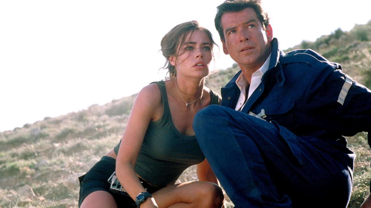'James Bond'-actrice is blij dat ze nog leeft na uit de hand gelopen verkeersruzie