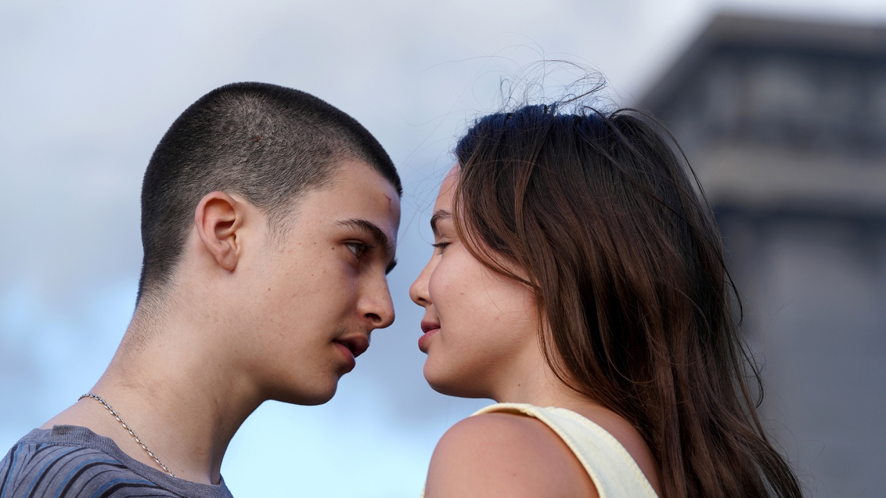 'L'Amour Ouf': stoute jongen, onschuldig meisje, klinkt bekend of toch niet?