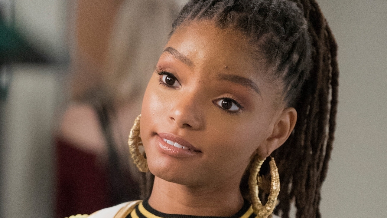 The Bosom of Halle Bailey almost popped out of her outfit in this Insta photo