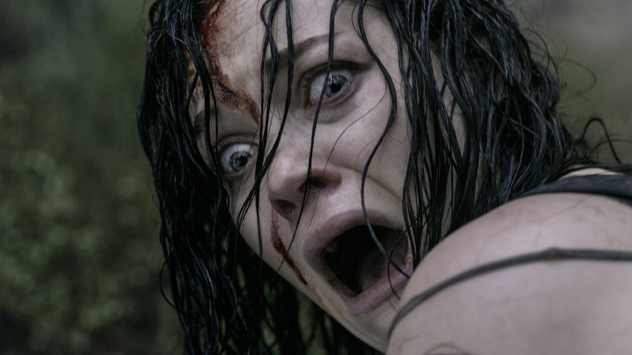 Bloederige setfoto 'Evil Dead Rise' hint naar gruwelijke scène
