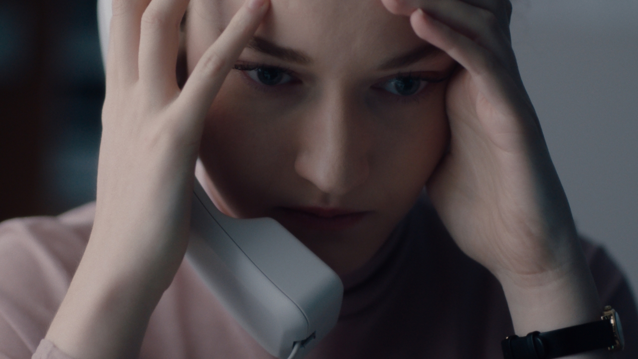 Trailer: 'The Assistant' is overduidelijk geïnspireerd door #MeToo-duivel Harvey Weinstein