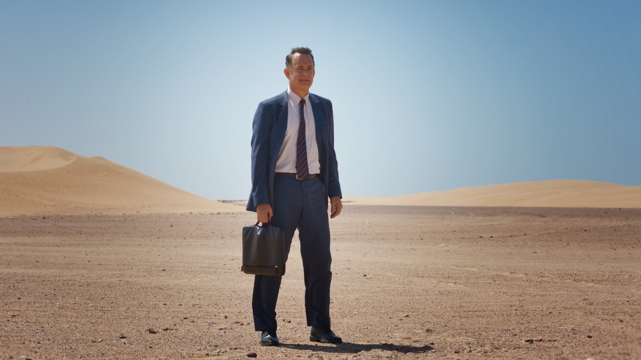 Tom Hanks naar Saudi-Arabië in trailer 'A Hologram for the King'