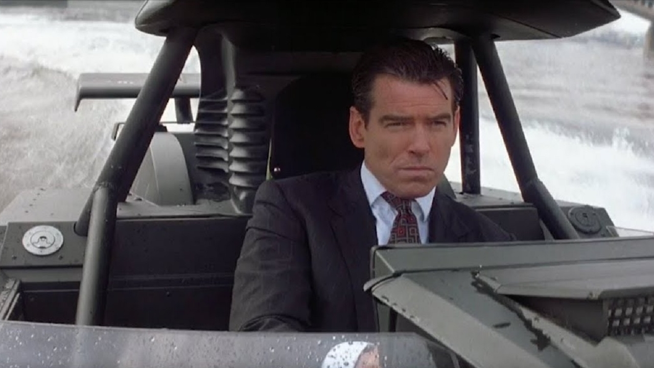 3 onvergetelijke momenten uit 'James Bond'-films!
