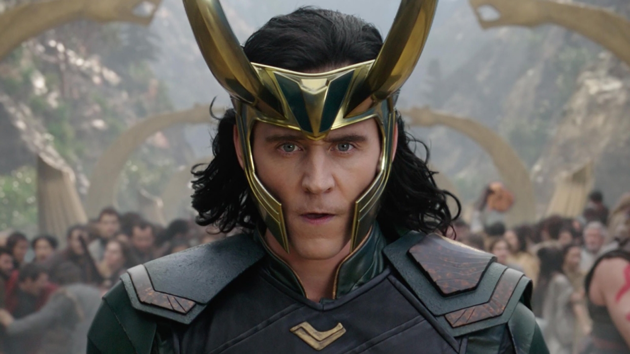 'Loki' acteur Tom Hiddleston verwacht eerste kind met verloofde Zawe Ashton