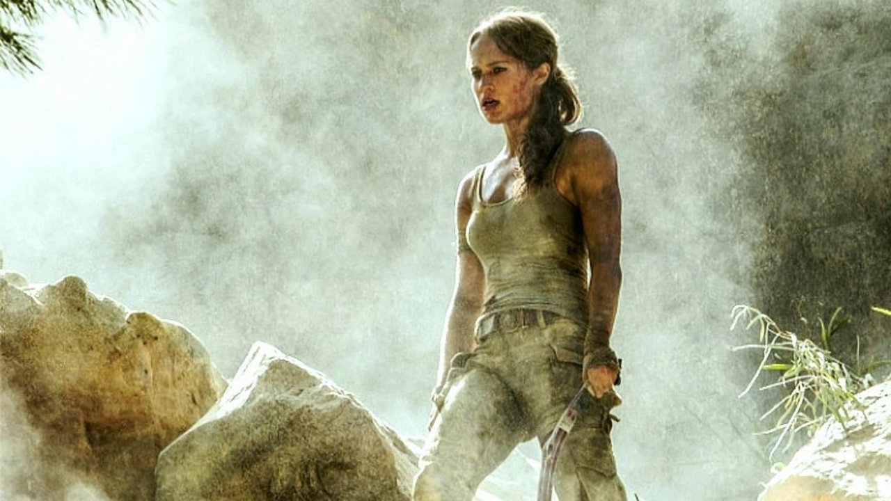 Lekkere nieuwe foto van Alicia Vikanders Lara Croft uit 'Tomb Raider' reboot