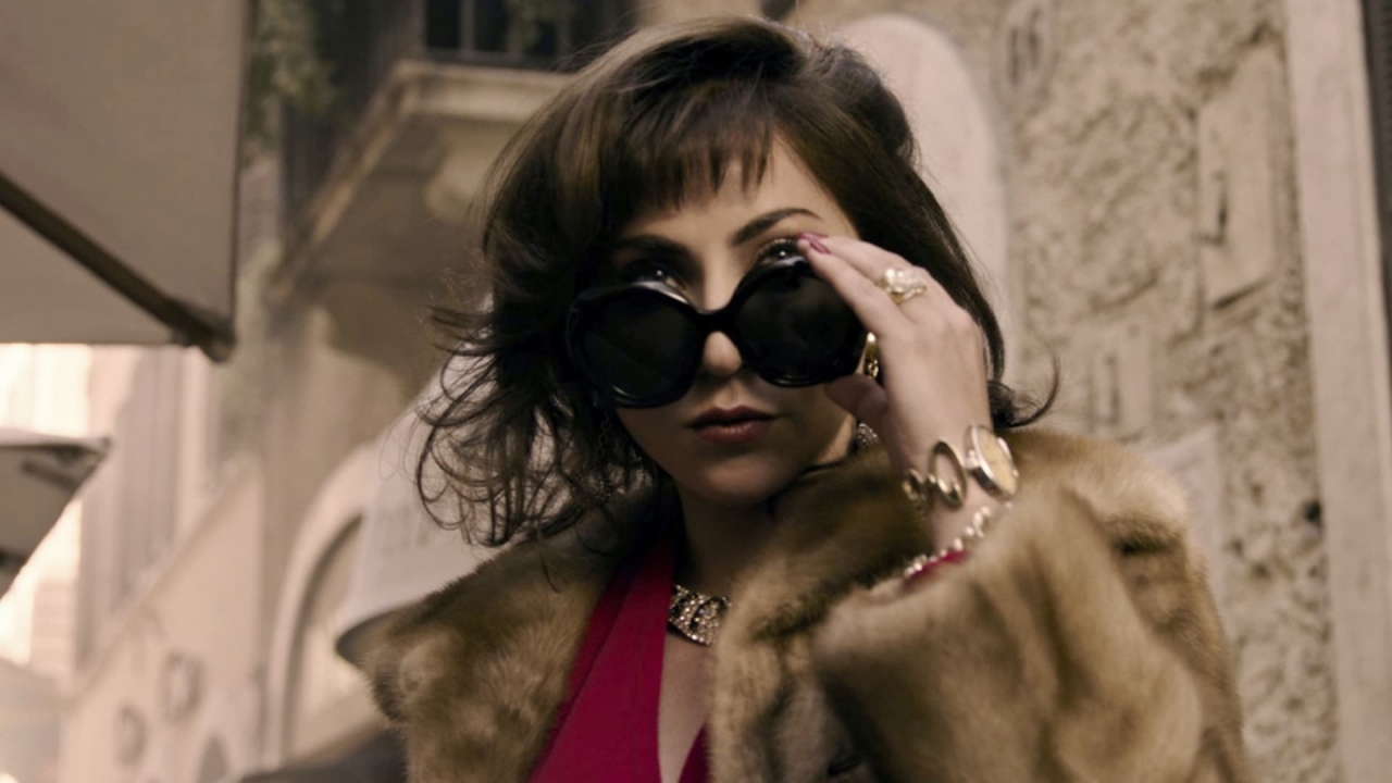 Recensie 'House of Gucci': "Lady Gaga laat opnieuw zien dat ze écht kan acteren"