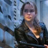 'Terminator'-actrice Emilia Clarke deelt "incognito" foto's op Instagram