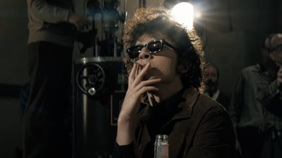 Trailer: 'Dune'-ster Timothée Chalamet gaat voor de Oscar als Bob Dylan in de biopic 'A Complete Unknown'
