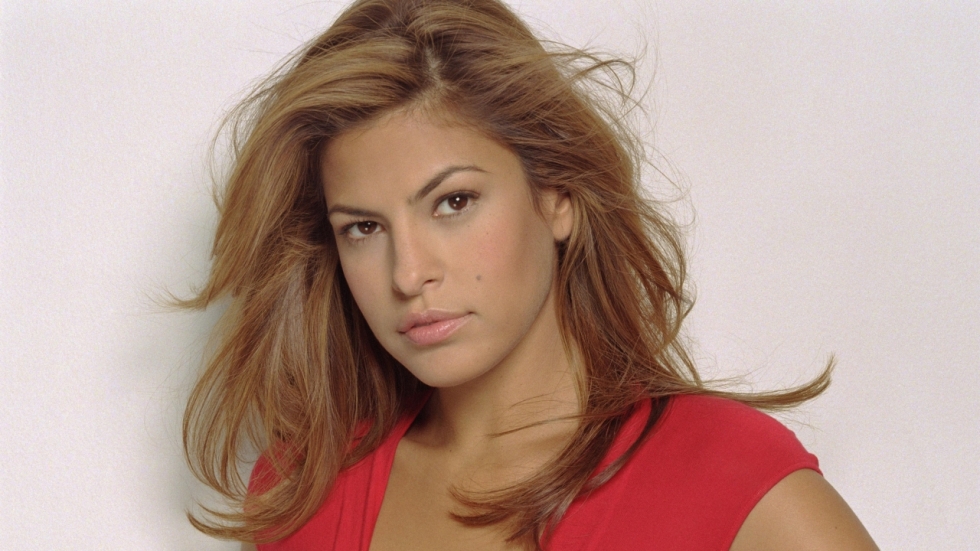 Eva Mendes lijkt tegenwoordig wel een maffiavrouw: "dat kan beter"