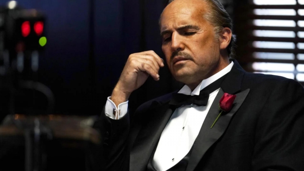 Trailer 'Waltzing with Brando': het bizarre eilandavontuur van de Godfather