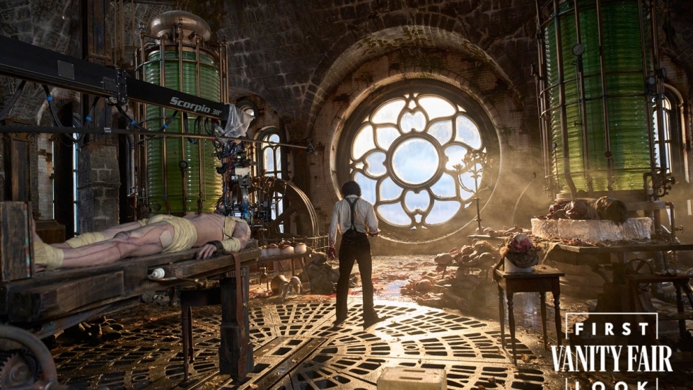 Eerste foto uit Guillermo del Toro's 'Frankenstein' met Oscar Isaac