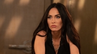Megan Fox verrast haar 22 miljoen volgers met beelden die eigenlijk achter slot en grendel zouden moeten blijven