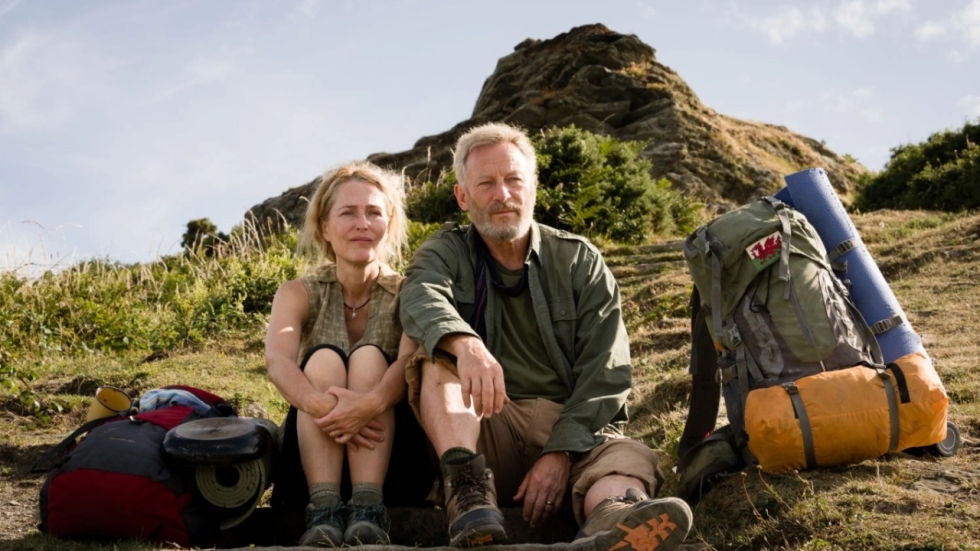 Eerste trailer voor 'The Salt Path' met Gillian Anderson en Jason Isaacs