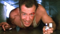 Bruce Willis' vrouw gooit olie op het vuur in 'Die Hard'-kerstdebat